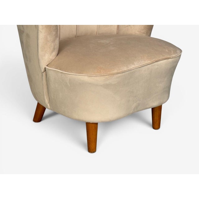 Asko, Finnish Modern, Lounge Chairs, Beige Velvet, Beech, Finland, 1950s For Sale - Image 9 of 13