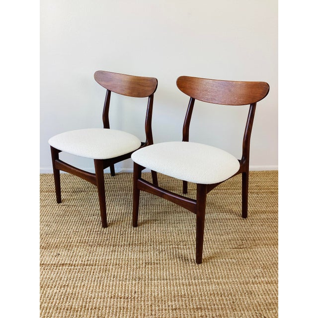 Vintage 1960s Danish Modern Dining Table & Chairs Set Mid Century Modern Style For Sale - Image 11 of 18