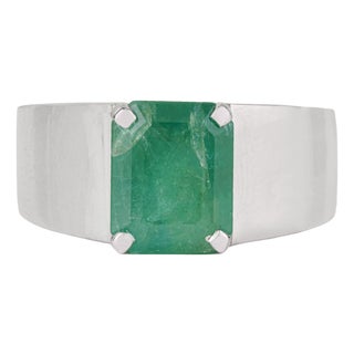 Contemporary Wide Band Octagon 2.74 Ct Green Emerald Statement Signet Ring in Silver Size 8 For Sale