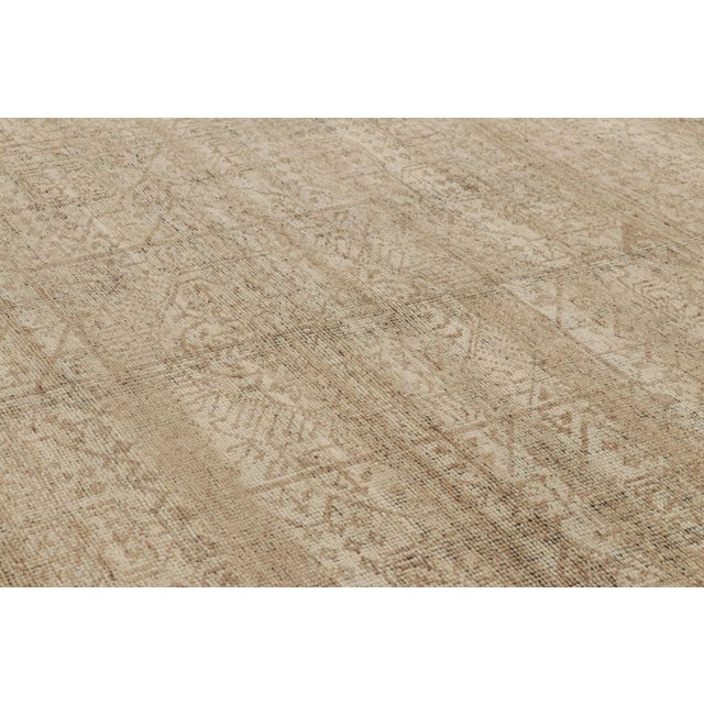 Looking for a custom size? For more information on customization capabilities, please reach out to custom@chairish.com....