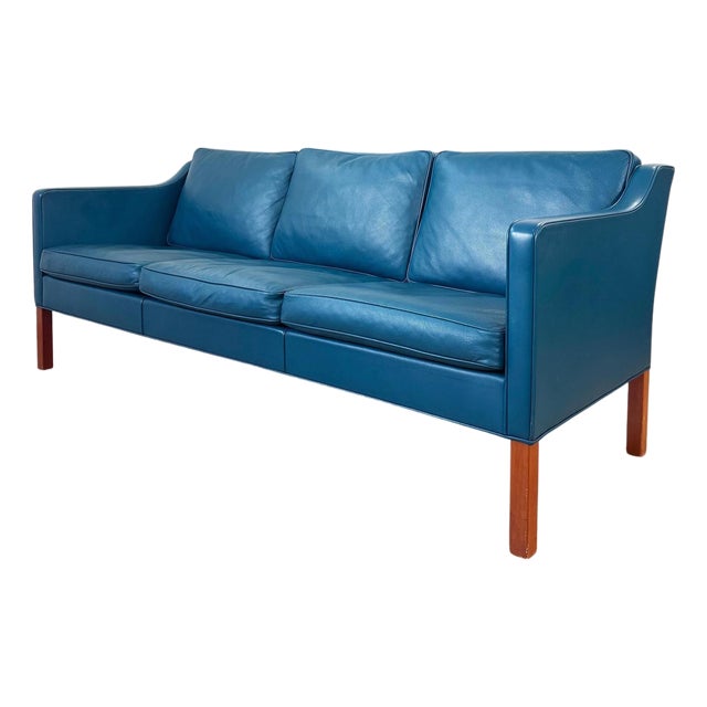 1970s Attributed to Børge Mogensen 2323 3-seat Petrol Blue Deep Teal Bison leather sofa Fredericia For Sale