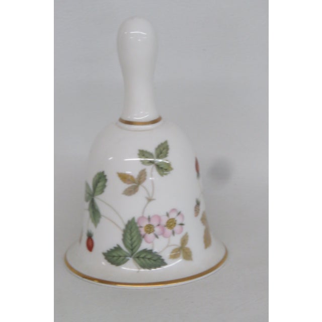 This lovely Wild Strawberry Bell is made of fine bone china and was produced in England by Wedgwood. This beautiful piece...