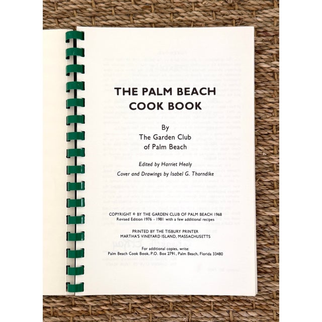 Coastal Palm Beach Cook Book, 1968, Garden Club of Palm Beach. First Edition, First Printing For Sale - Image 3 of 6