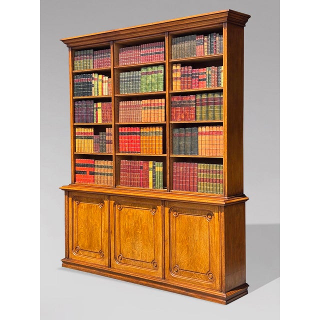 French Tall Oak Open Bookcase, 1850s For Sale - Image 3 of 12