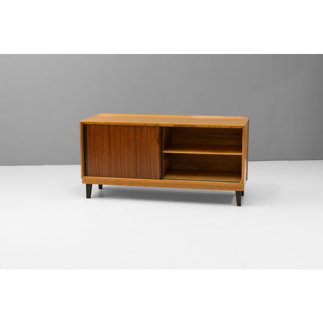 Mid-Century Modern Mid-Century Sideboard by Gordon Russell, 1950 For Sale - Image 3 of 8