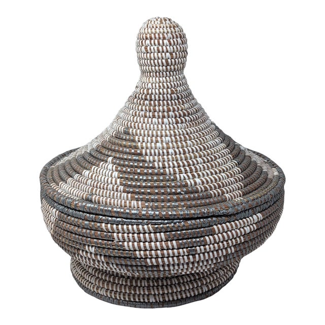 1990s Handwoven African Style Large Cone Lid Basket Wicker Storage Tribal Geometric For Sale
