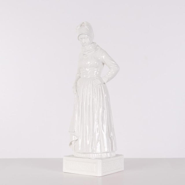 Porcelain Figure by Amager Carl Martin-Hansen for Royal Copenhagen, 1920s For Sale - Image 11 of 13