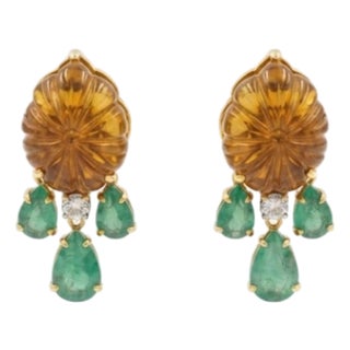 Natural 23.41cts Emerald & 0.41cts Diamond Earring in 18k Gold For Sale