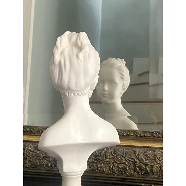 After Houdon, Statues of Children Alexandre and Louise Brongniart, 1890s-1900s, Resin For Sale - Image 6 of 13