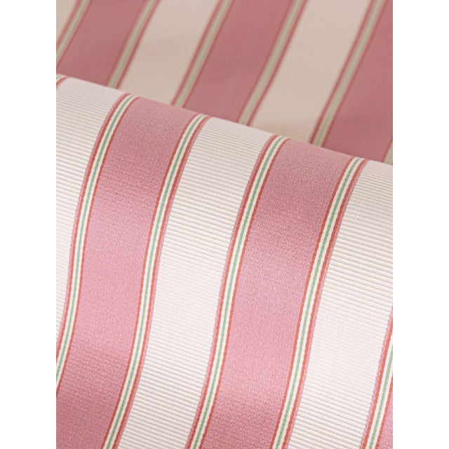 Influenced by surroundings across the globe, Hemispheres takes you on a colorful journey to some of the world’s most...