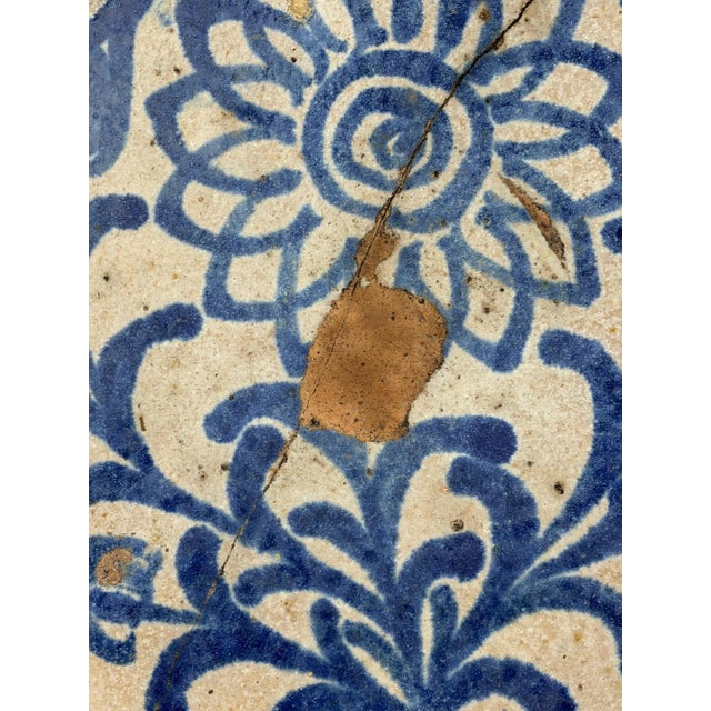 Spanish Blue & White Majolica Fajalauza Lebrillo Bowl, Granada, 1760s-1790s For Sale - Image 6 of 10