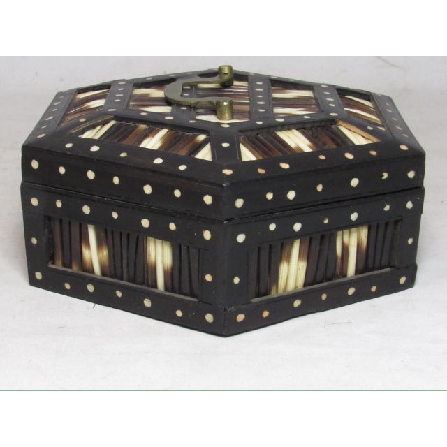 Wood Antique Anglo Indian Hexagonal Porcupine Quill Box For Sale - Image 7 of 11