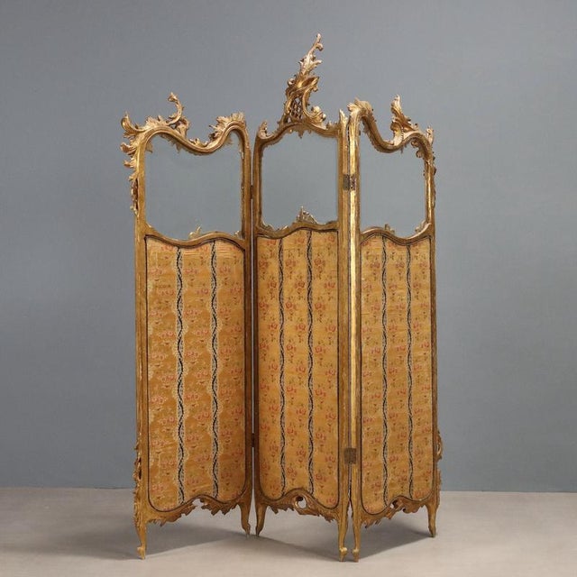 Screen Rococo Style in Carved Wood and Silk For Sale - Image 10 of 11