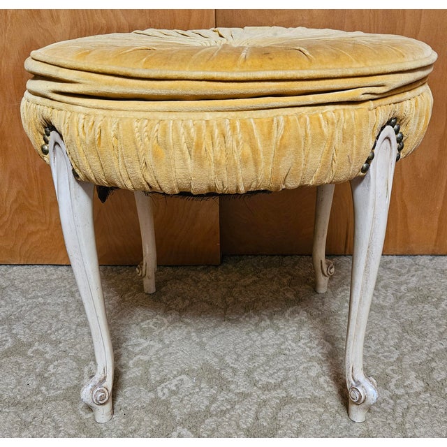 1950s Vintage French-Style Upholstered Vanity Stool With Cabriole Legs For Sale - Image 5 of 12