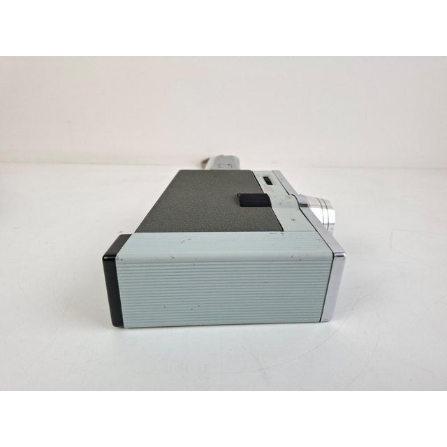 Metal Meopta A8G Czechoslovak Handheld Film Movie Camera with Original Case, 1960 For Sale - Image 7 of 18