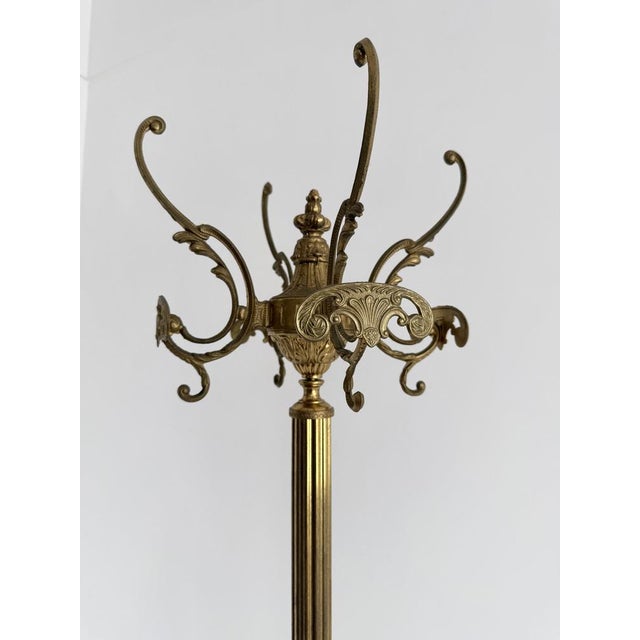 Vintage Brass Hall Stand with Rotating Crown and Lower Hook Ring, 1960s For Sale - Image 4 of 18