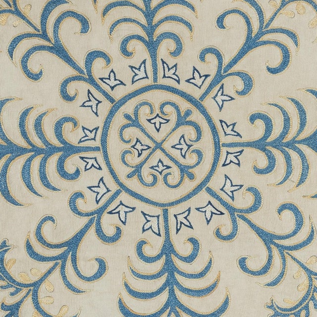 19"x20" Modern 100% Silk Embroidered Pillow Cover. Handmade Cushion Cover For Sale - Image 4 of 8