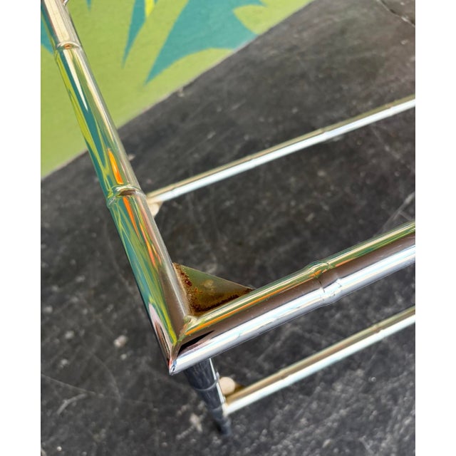 This console pairs well with any number of design schemes - Hollywood regency, palm beach chic, mid century, etc. Solid...