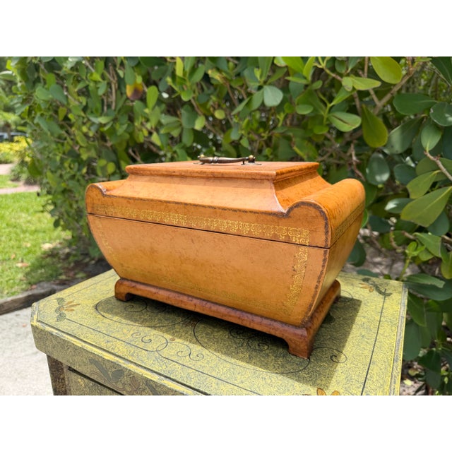 Late 20th Century Vintage 13” Leather Decorative Box With Gilt Tooling For Sale - Image 5 of 12