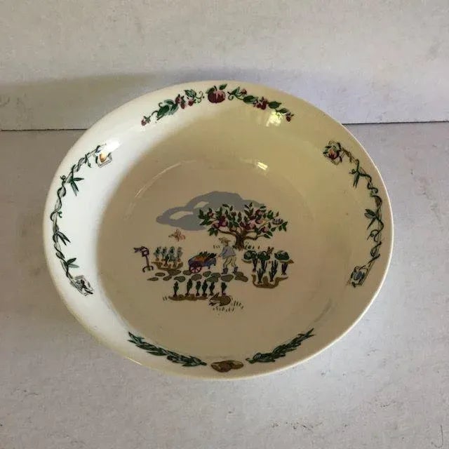 1990s Vintage 90's Pfaltzgraff Apple Valley Serving Bowl For Sale - Image 5 of 5
