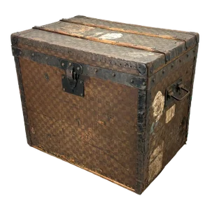 Authentic Antique Late 19th Century Damier Canvas Style Louis Vuitton Bond Street London Ladies Hat Trunk