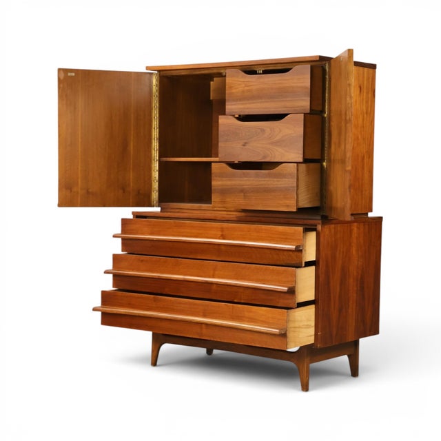 Young Manufacturing Concave Vintage Mid Century Modern Highboy Dresser C. 1960s, Attrbuted For Sale - Image 10 of 12