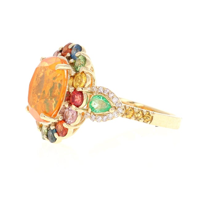 2020s 6.74 Carat Fire Opal Sapphire Diamond 14 Karat Yellow Gold Cocktail Ring Size 7 For Sale - Image 5 of 8