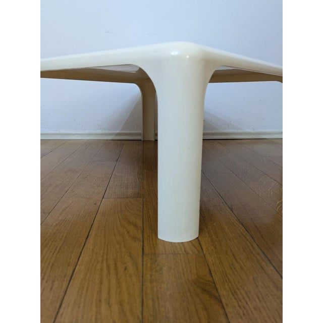 White White Demetrio 70 Coffee Table by Vico Magistretti for Artemide, Italy, 1970s For Sale - Image 8 of 15