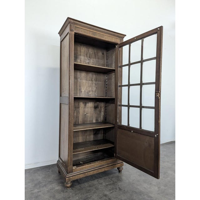 Parisian Reconstruction Oak Display Cabinet For Sale - Image 5 of 6