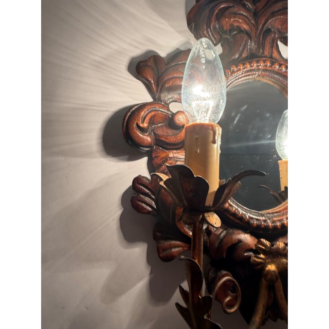 Baroque Baroque Style Hand-Carved Gold Leaf Wall Lamp with Mirror, 1960s For Sale - Image 3 of 11