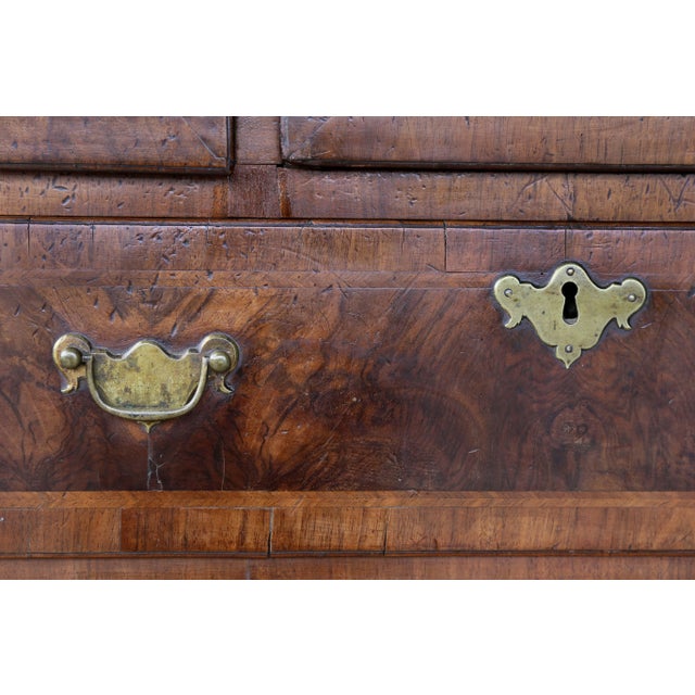 George II Walnut Chest on Chest For Sale - Image 4 of 13