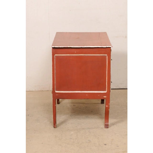 Brick Red Early 19th Century French Antique Raised Chest with Original Finish For Sale - Image 8 of 12