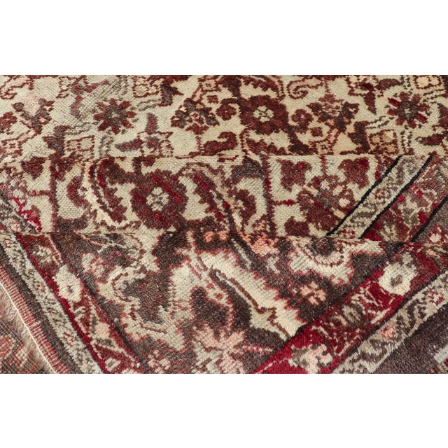 Early 20th Century Antique Turkish Sivas Rug With Tan Background and Maroon, Eggplant, Brown Color For Sale - Image 11 of 13