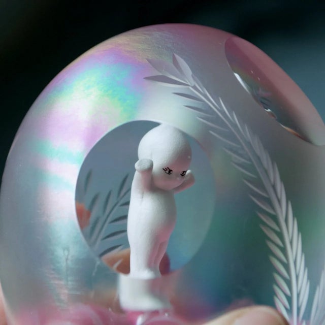 Joe St. Clair Iridescent Glass Kewpie Doll Sulfide Paperweight – Etched Triple Cut Window, Pink Cloud For Sale - Image 4 of 8