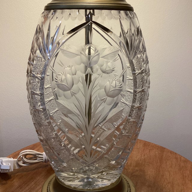 Traditional Mid 20th Century Traditional Crystal Large Table Lamp For Sale - Image 3 of 13