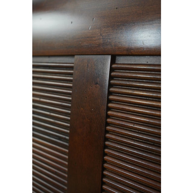 Ethan Allen British Classics Queen Size Sleigh Bed For Sale - Image 13 of 17