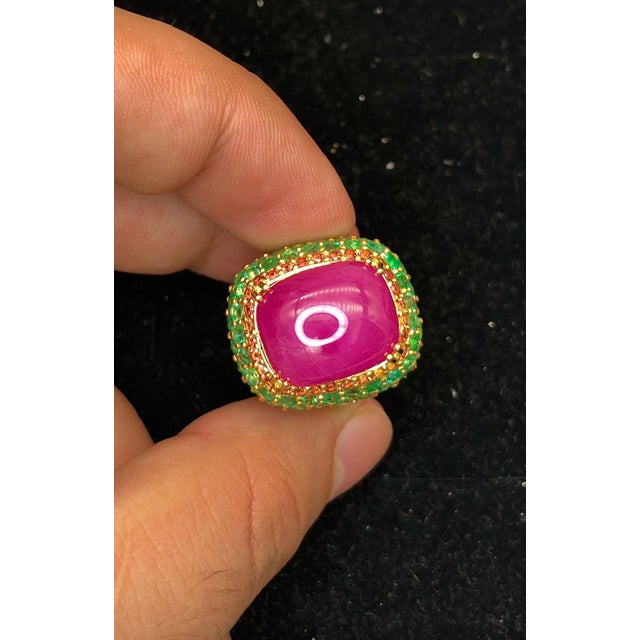 Bochic "Orient" Vintage Emerald, Sapphire & Ruby & Ring Set In 18K Gold & Silver For Sale In New York - Image 6 of 18