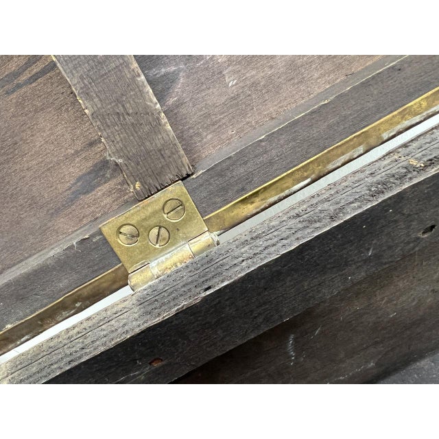 Ornament Embossed Brass Log Box with Nautical Scene, 1920s For Sale - Image 6 of 10