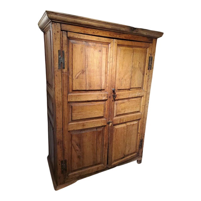 Late 18th-Century Southern Irish Pine Cabinet For Sale