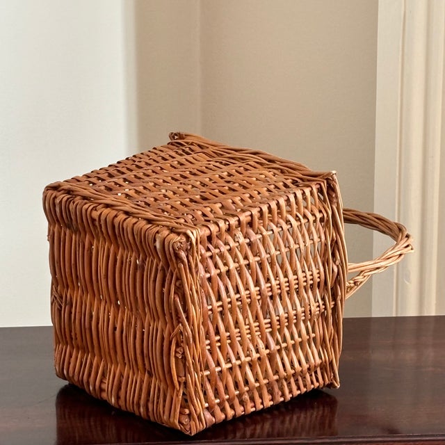 Vintage French-Style Four Bottle Wicker Wine Caddy For Sale - Image 9 of 17
