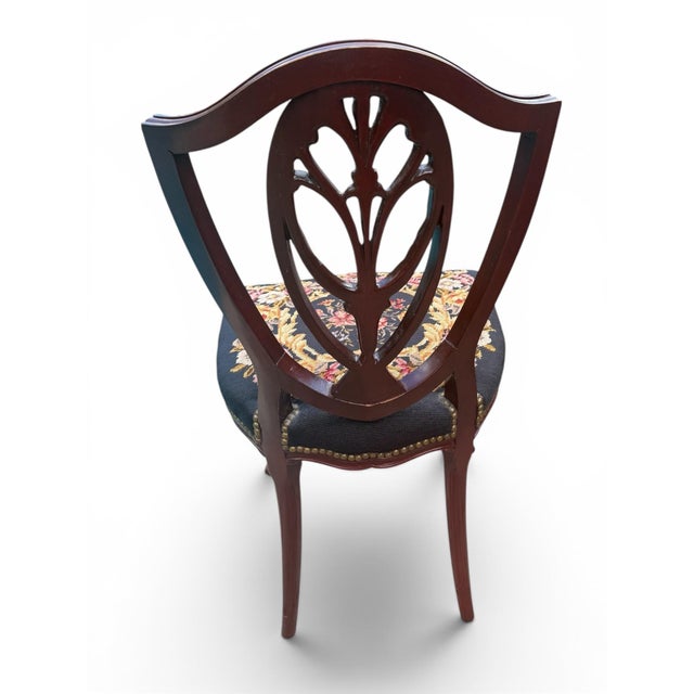 1940s Vintage Federal Style Shield Back Side Chair W/ Floral Needlepoint Seat For Sale - Image 5 of 9