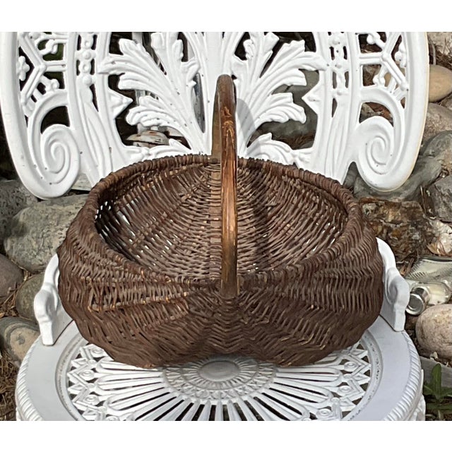 Farmhouse Early 19th Century Antique Woven Buttock Basket For Sale - Image 3 of 6