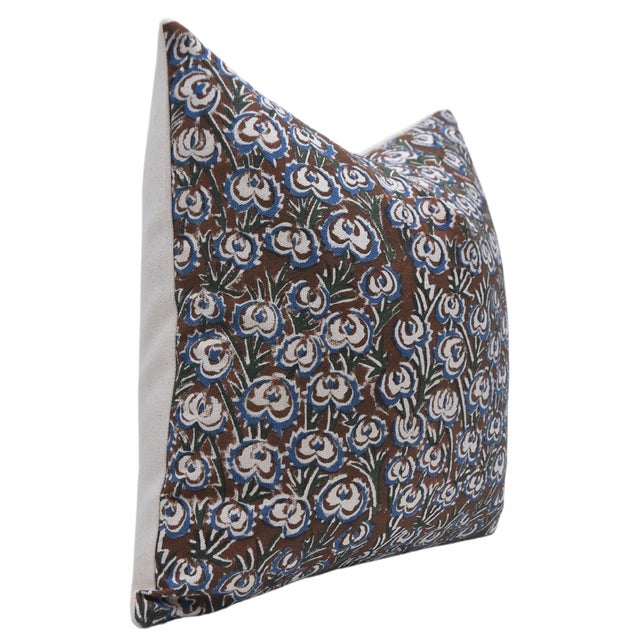 Romantic and nature-inspired, the Heart Vine cushion cover features a graceful hand block printed pattern of trailing...