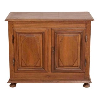 18th Century French Walnut Community Buffet, Louis XIV Period For Sale