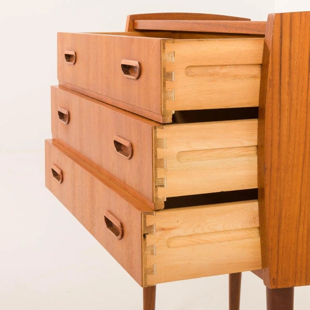 Small Danish Teak Chest of Drawers, 1960s For Sale - Image 10 of 13
