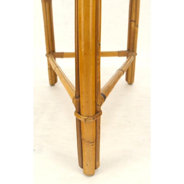 Mid-Century Modern Fick Reed Atr Bamboo Rattam Wedge Triangle Shape Occasional Side End Table Stand For Sale - Image 3 of 10