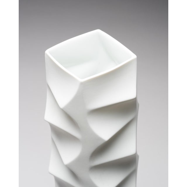 White White Archais Bisque Porcelain Vase by Heinrich Fuchs for Hutschenreuther, Germany, 1970s For Sale - Image 8 of 9