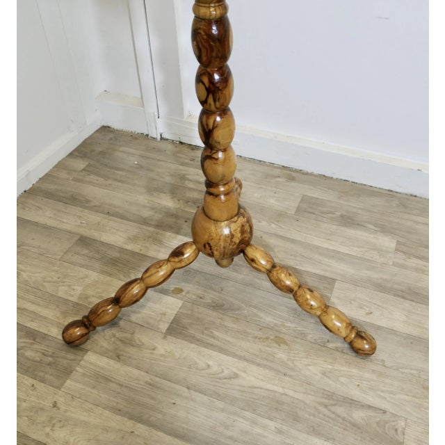 Light Yellow Bobbin Turned Yew Wood Hall Stand for Hats, Coats and Umbrellas, 1960s For Sale - Image 8 of 8