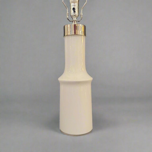1970s Single Modernist Glass Table Lamp For Sale In New York - Image 6 of 6