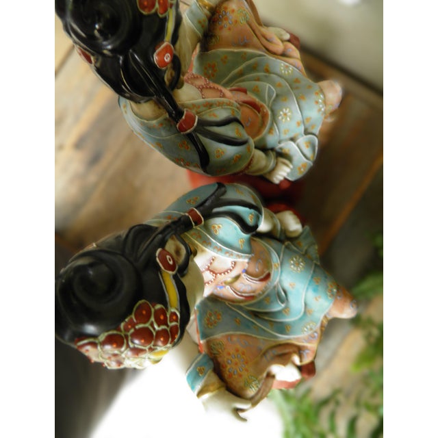 Rare Pair of Quan-Yin Buddhist Bodhisattvas of Compassion Porcelain Statues For Sale - Image 11 of 18